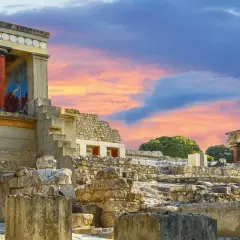 Quién descubrió el palacio de Cnosos y su impacto histórico en Creta