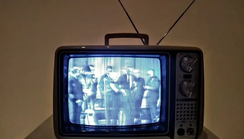 En qué año se inventó la tele y su impacto en la sociedad