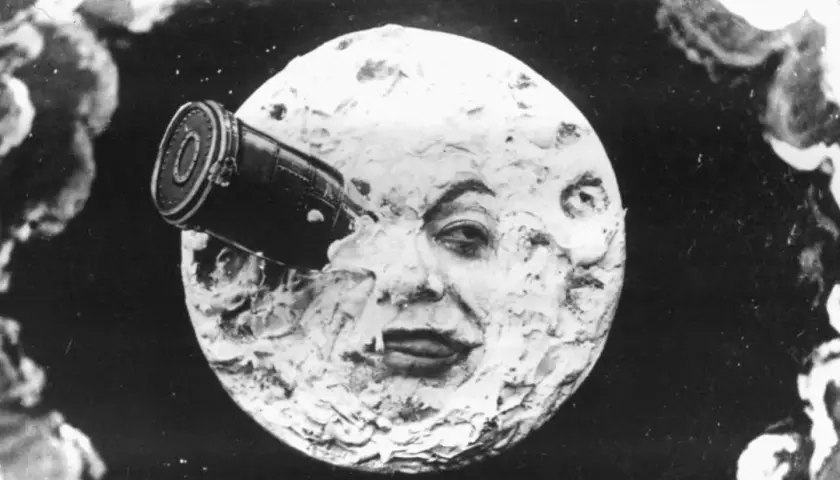 ¿En qué año se inventó el cine? La sorprendente historia detrás de su origen